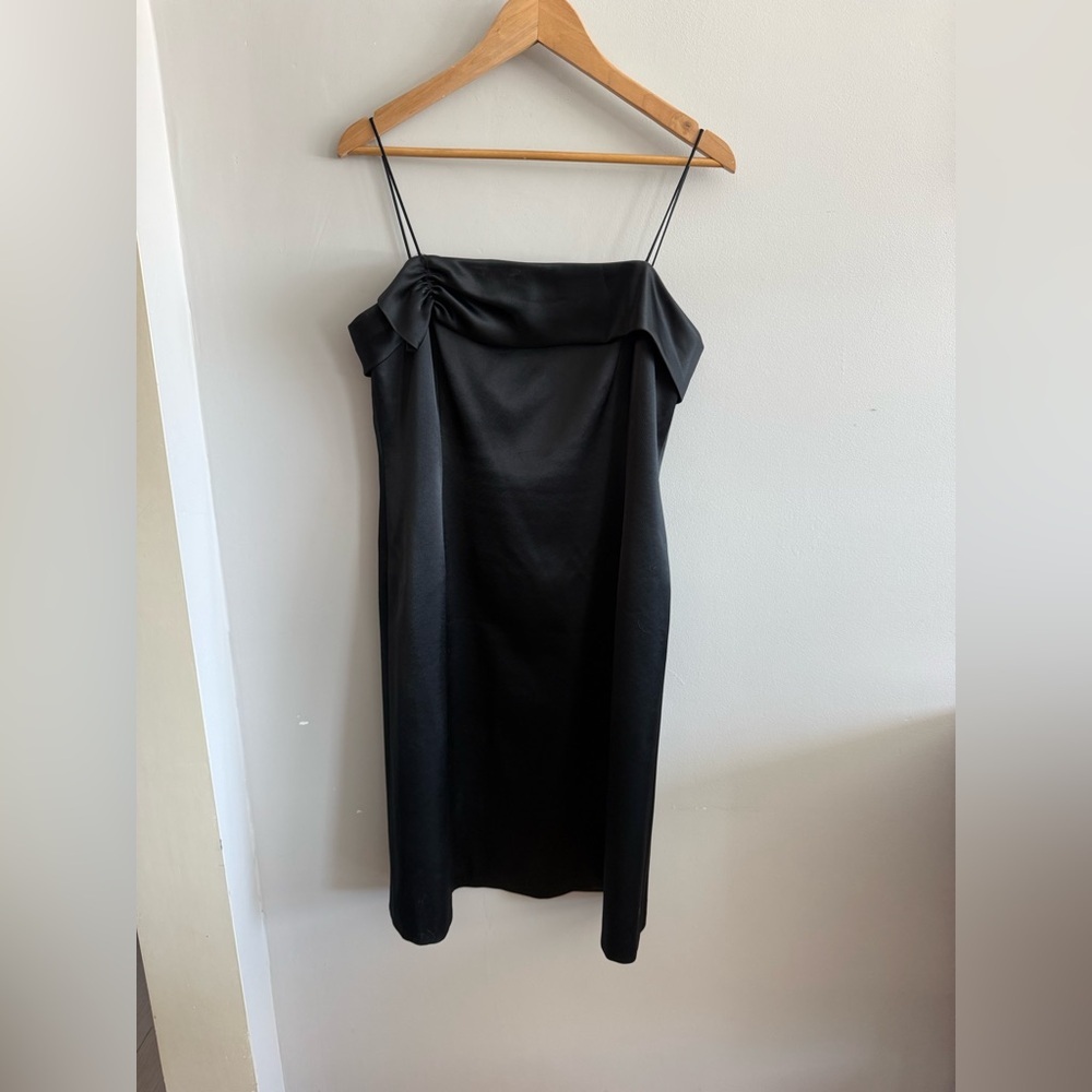 Anne Klein Black Satin Off Shoulder Cocktail Dress Size 12